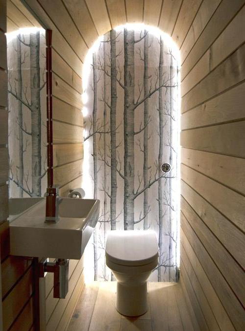 Toilette rivestita in legno