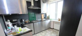 Piastrella esagonale con un motivo per il pavimento della cucina