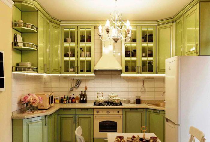 Cucina verde oliva con top top trasparenti