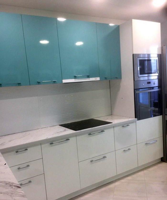cucina ad angolo di 12 mq design con frigorifero