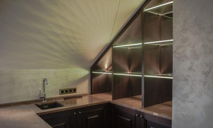 cucine hi-tech con illuminazione moderna nascosta